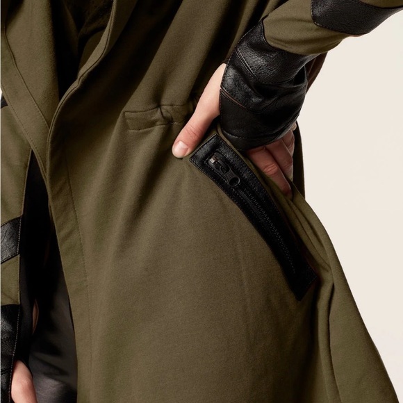 blanc noir Maitri Traveler Jacket olive - Picture 2 of 5